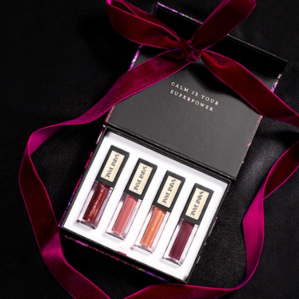 Saint Jane Limited Edition Holiday Collection Luxury Lip Oil 4-Piece Gift Set - Picture 8 of 16